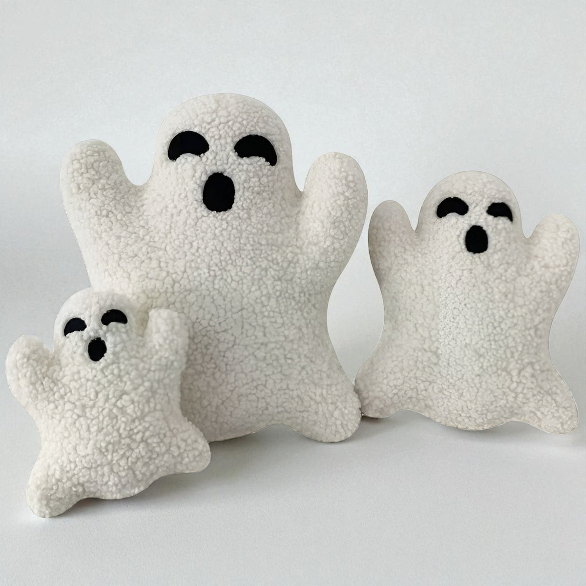Halloween - Pluffy Ghost Pillow TRIO
