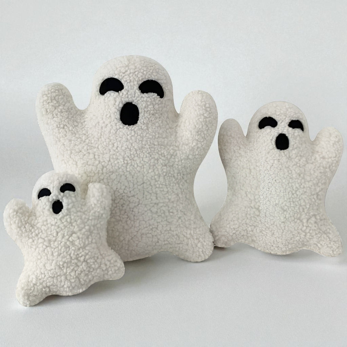 Halloween - Pluffy Ghost Pillow TRIO