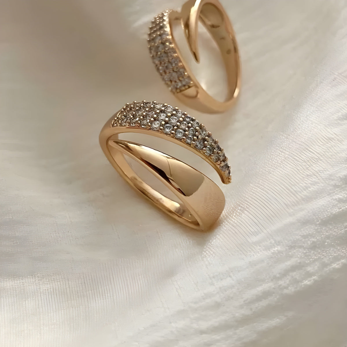 Cleo - Elegant Designer Ring