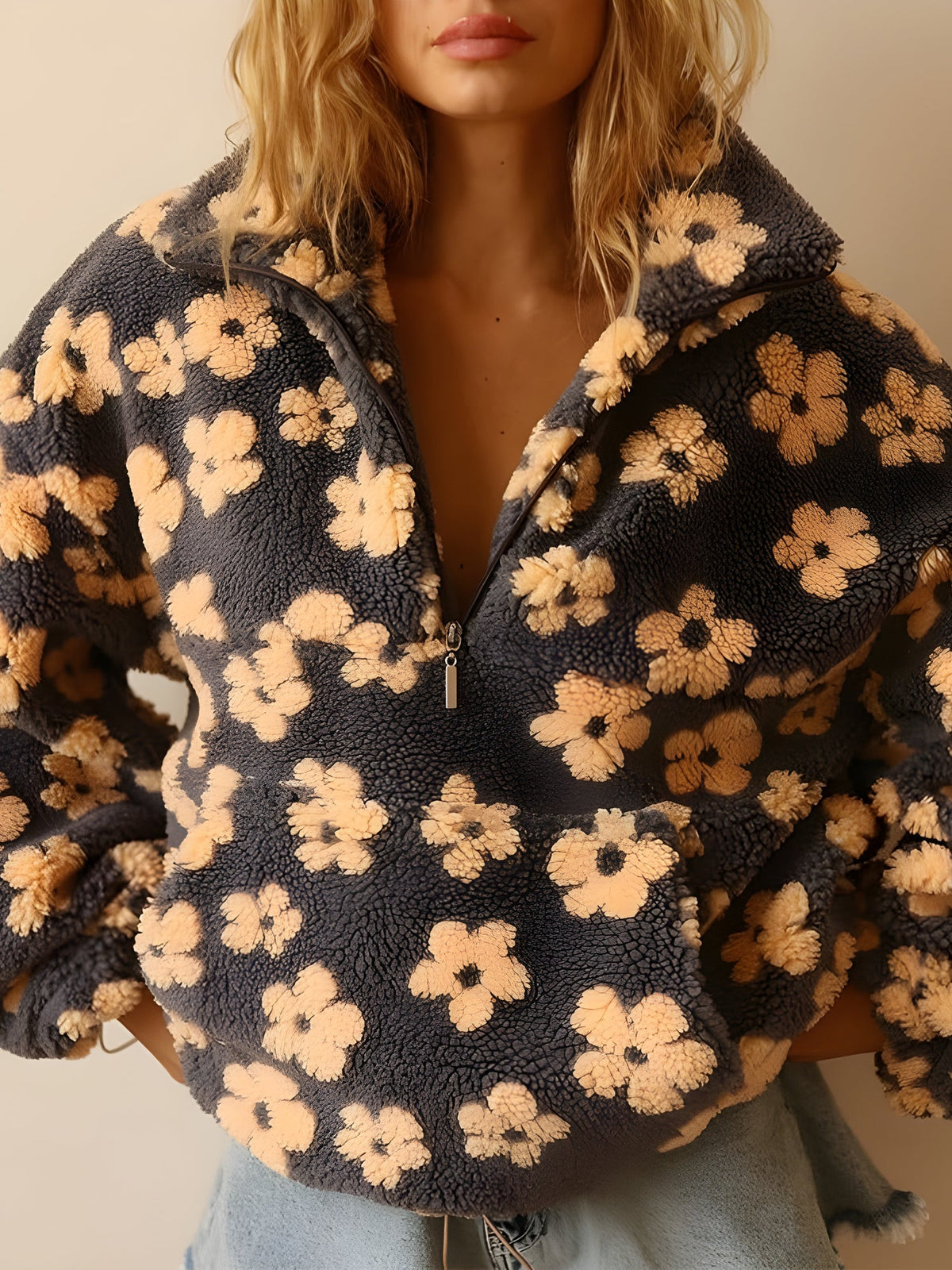 Aurora - Fleece Sweater With Floral Design