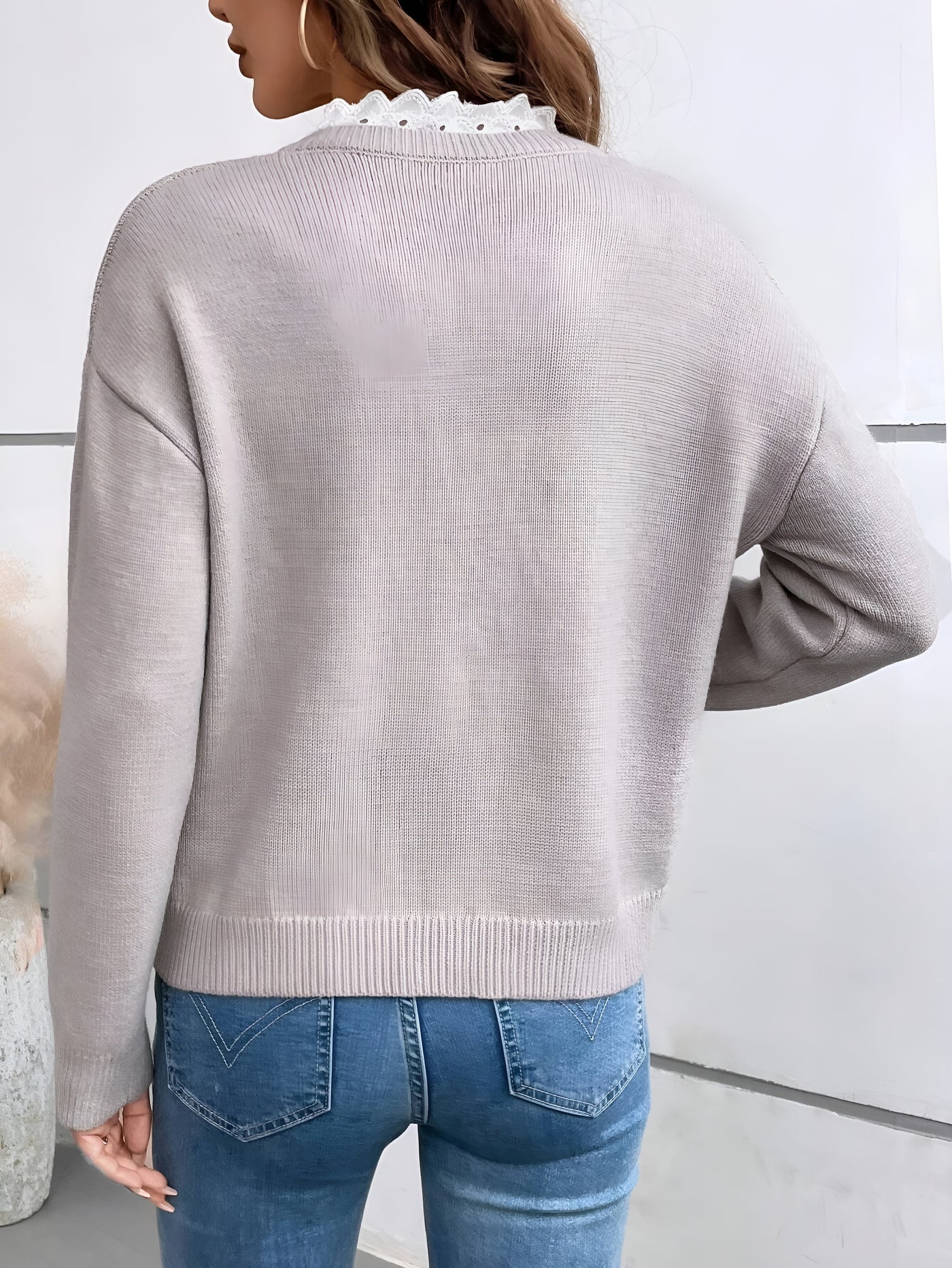 Emma™ | V-Neck Jumper With Lace Trim