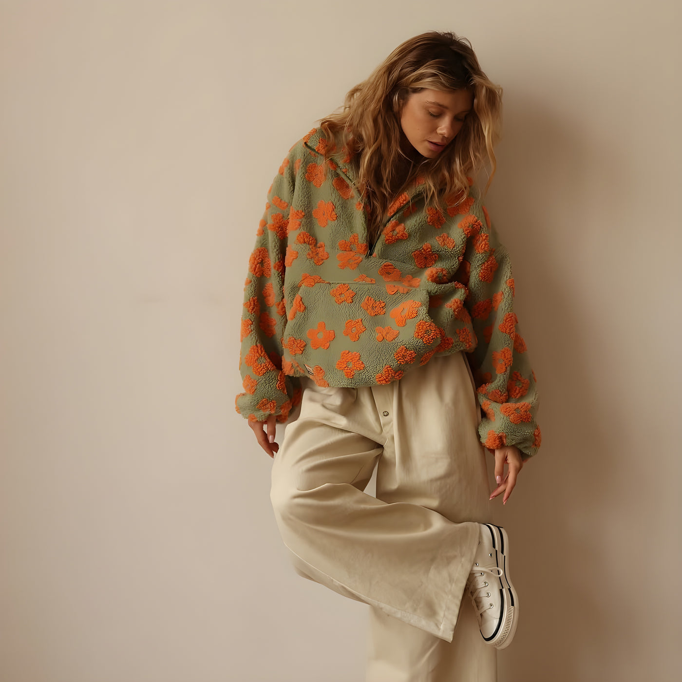 Aurora - Fleece Sweater With Floral Design