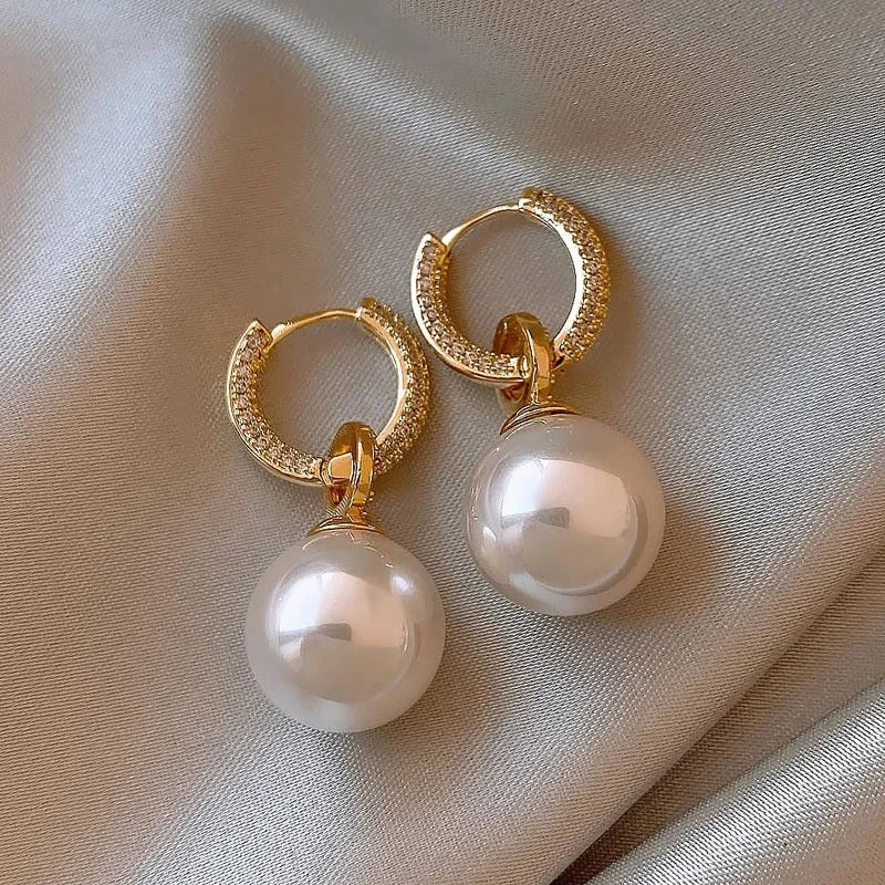Classic Pearl Earrings